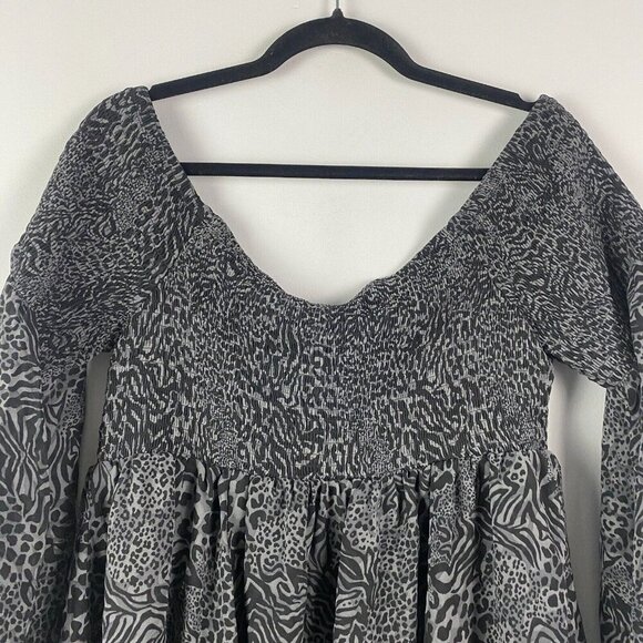 Torrid Smocked Blouse Size 2X Black Mesh Blouse Top Tulle Peplum Flare Sleeve - Picture 8 of 11